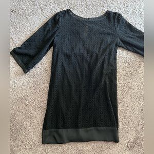 Lace/crochet detail shift dress